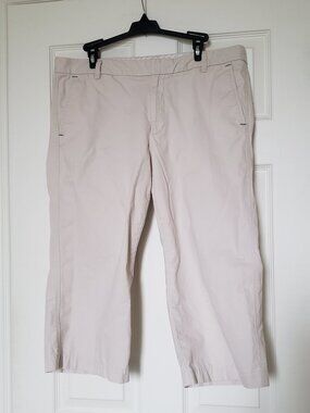 Vintage GAP Women's Off-White Original Boy Cut Cotton Capris - Size 14 Regular